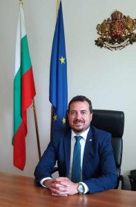 Китай награждава с медали астронавтите от Shenzhou-20