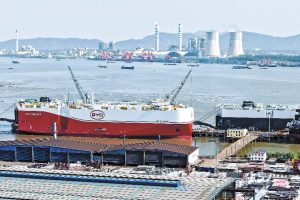 Китайският производител си осигури историческа двойна победа в Световния шампионат по супербайк