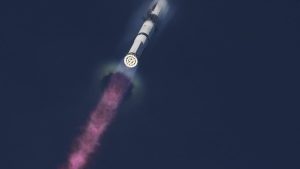 Централните държавни предприятия напредват в ИИ и квантовите технологии