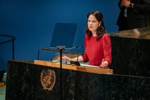 Министърът на младежта и спорта Иван Пешев поздрави джудистите Ивайло Иванов и Христо Вълков за успехите им на Европейското първенство