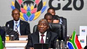 Китай отхвърля твърденията за подкрепа на иранската армия като “фалшива информация”