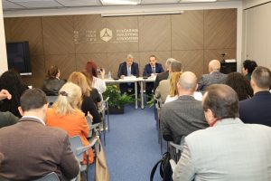 Министър Манол Генов обсъди основни предизвикателства пред бизнеса с членове на Българската стопанска камара