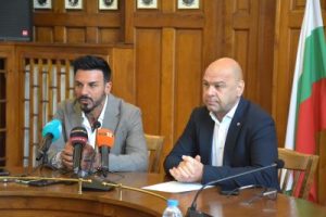 Китайският корабостроителен гигант разработва усъвършенствани роторни платна за по-екологично корабоплаване