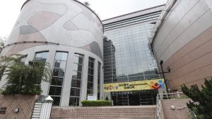 Медицински стажант отстранен след оплакване за данни на пациенти в публикация в социалните медии