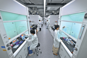 Усилията в иновациите в лекарствата дават плод, тъй като нацията вижда рекордни одобрения