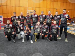 Кикбоксьорите на варненския клуб “Вокил” заслужиха купата на държавното първенство в стиловете К1 и пойнтфайтинг в Севлиево