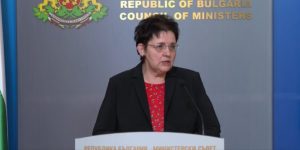 Вицепремиерът Петкова: Ще предложим мерки, така че дефицитът да влезе в рамките на 3%