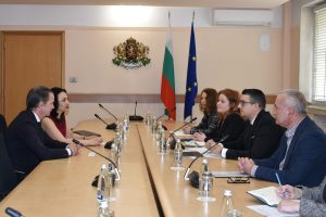 Министър Дилов и френско-българската търговска камара ще работят съвместно, за да представят България като привлекателно място за бизнес и инвестиции