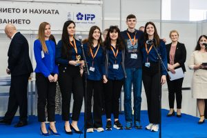 МТСП връчи наградата за социална иновация на панаира ТФ ФЕСТ 2025 „Млад предприемач”