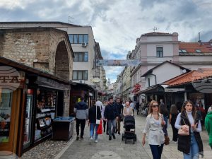 В Сараево протестираха срещу премахването на неработните недели в търговията