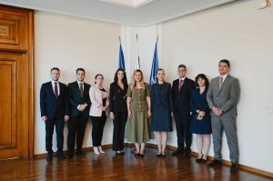 Велислава Петрова към младите дипломати: Бъдете смели, уверени и винаги отстоявайте интересите на България