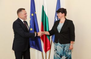 Заместник-министър Иванка Ташева проведе среща с посланика на Казахстан в България Виктор Темирбаев